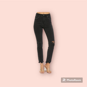 #25 HIGH RISE SLIM STRAIGHT RISEN JEANS