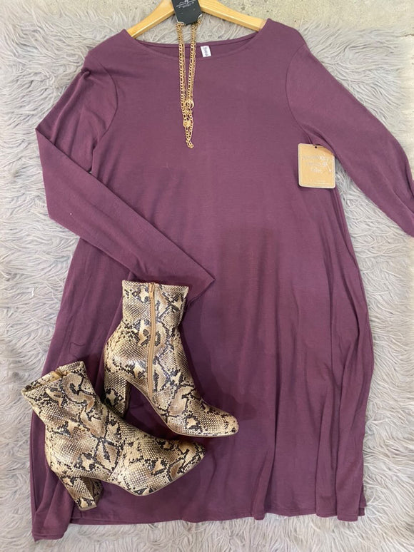 The Stephanie Long Sleeve Tee Shirt Dress